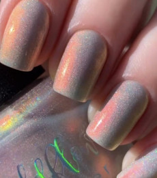  Wildflower Lacquer - Harley's Holos - Butterbean